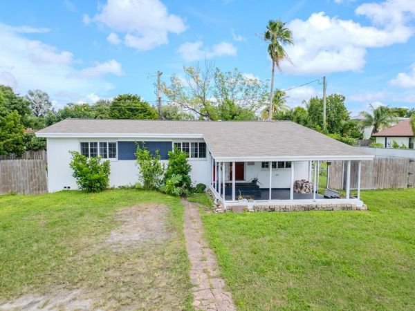 2011 SW 97th Terrace , Miramar, FL 33025