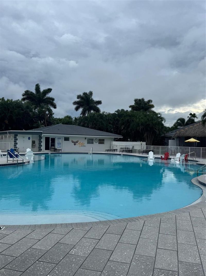 373 Sundial Circle , Unit 373, Margate, FL 33068 Photo