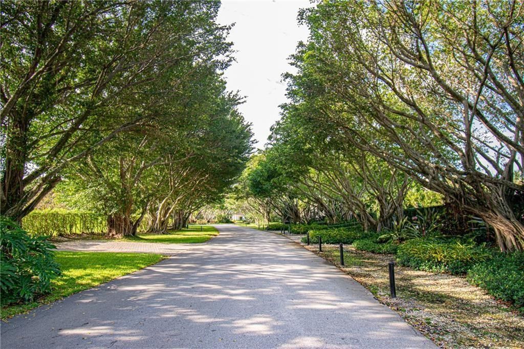 8208 Twin Lake Drive , Boca Raton, FL 33496 Photo