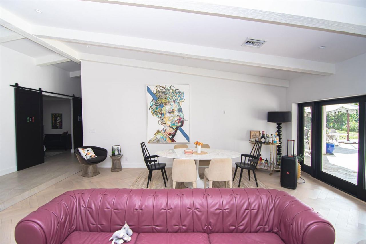 8208 Twin Lake Drive , Boca Raton, FL 33496 Photo