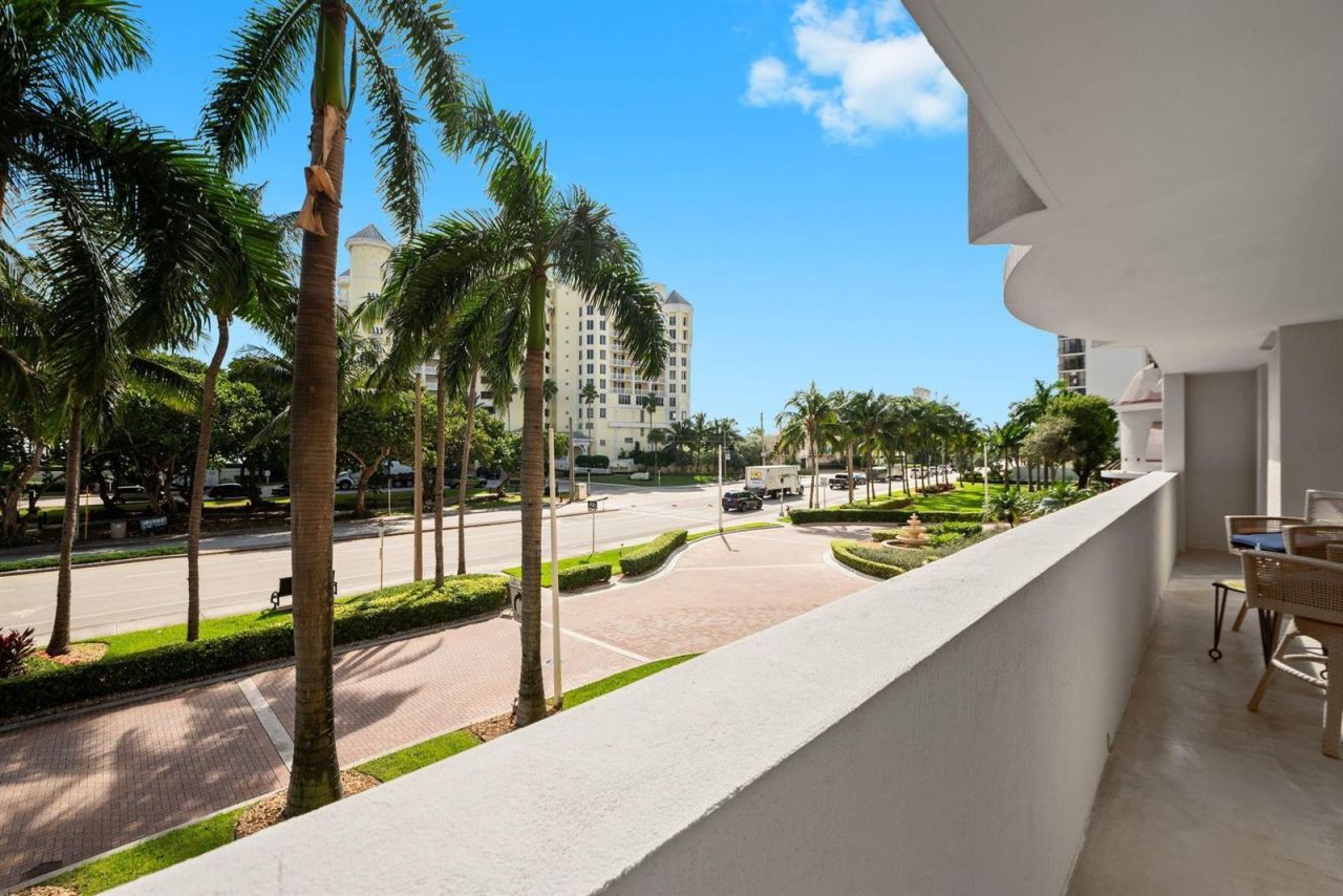 2011 N Ocean Boulevard , Unit 206, Fort Lauderdale, FL 33305 Photo