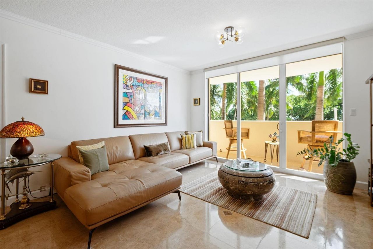 2011 N Ocean Boulevard , Unit 206, Fort Lauderdale, FL 33305 Photo