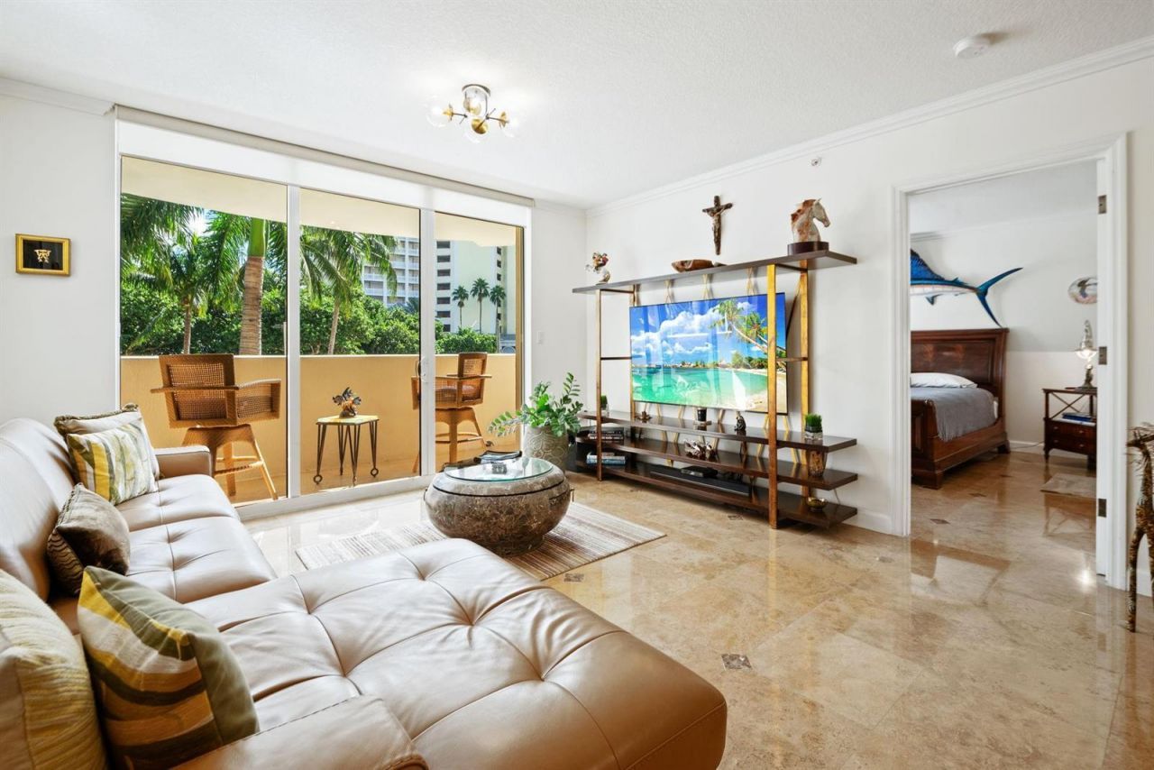 2011 N Ocean Boulevard , Unit 206, Fort Lauderdale, FL 33305 Photo