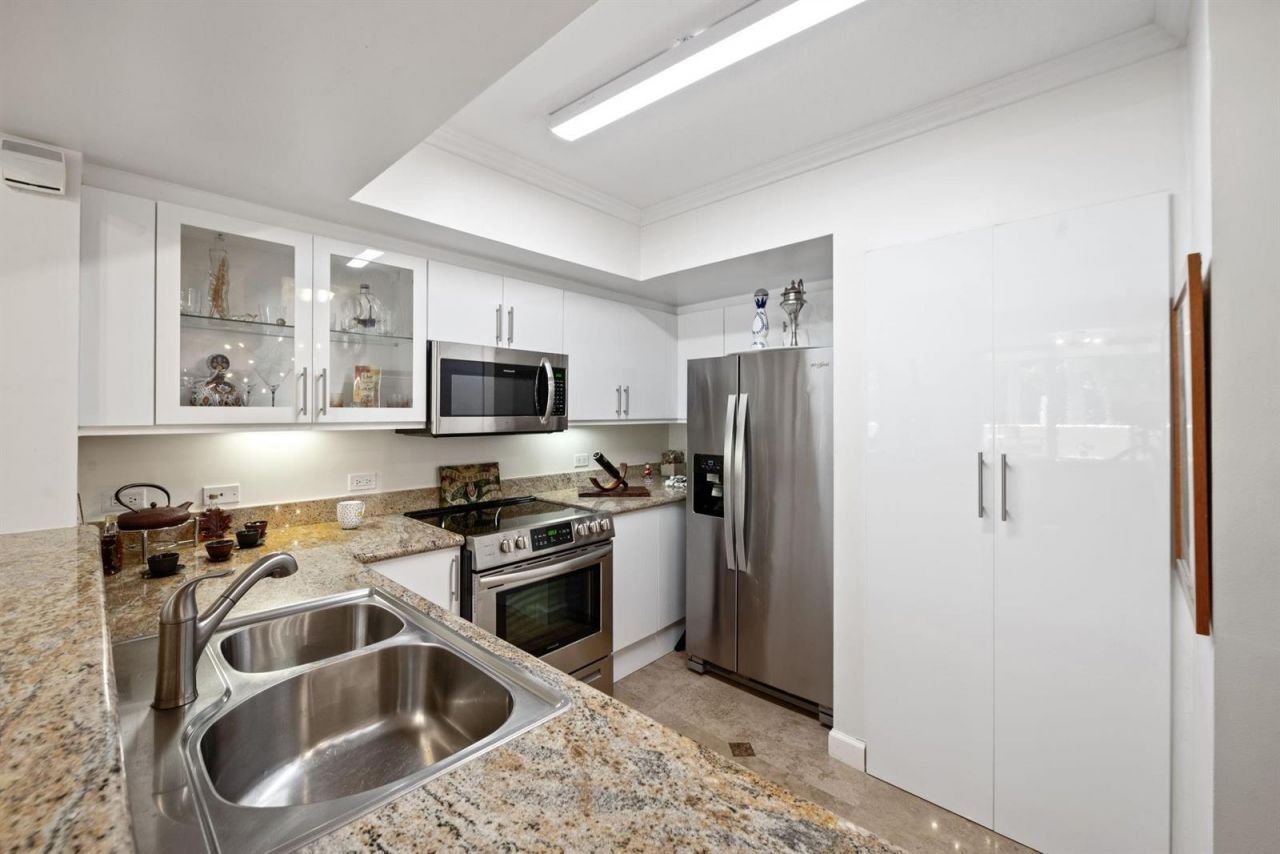 2011 N Ocean Boulevard , Unit 206, Fort Lauderdale, FL 33305 Photo