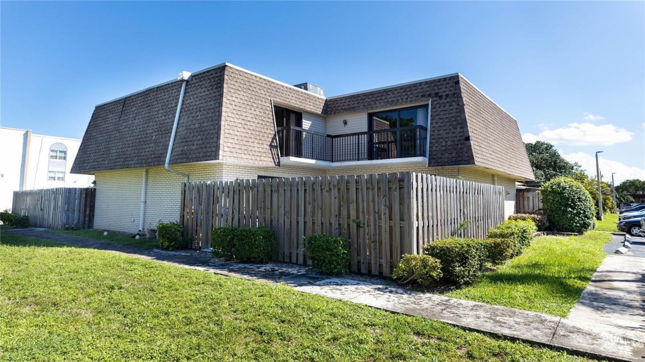8204 SW 23rd Street , Unit D, North Lauderdale, FL 33068 Photo