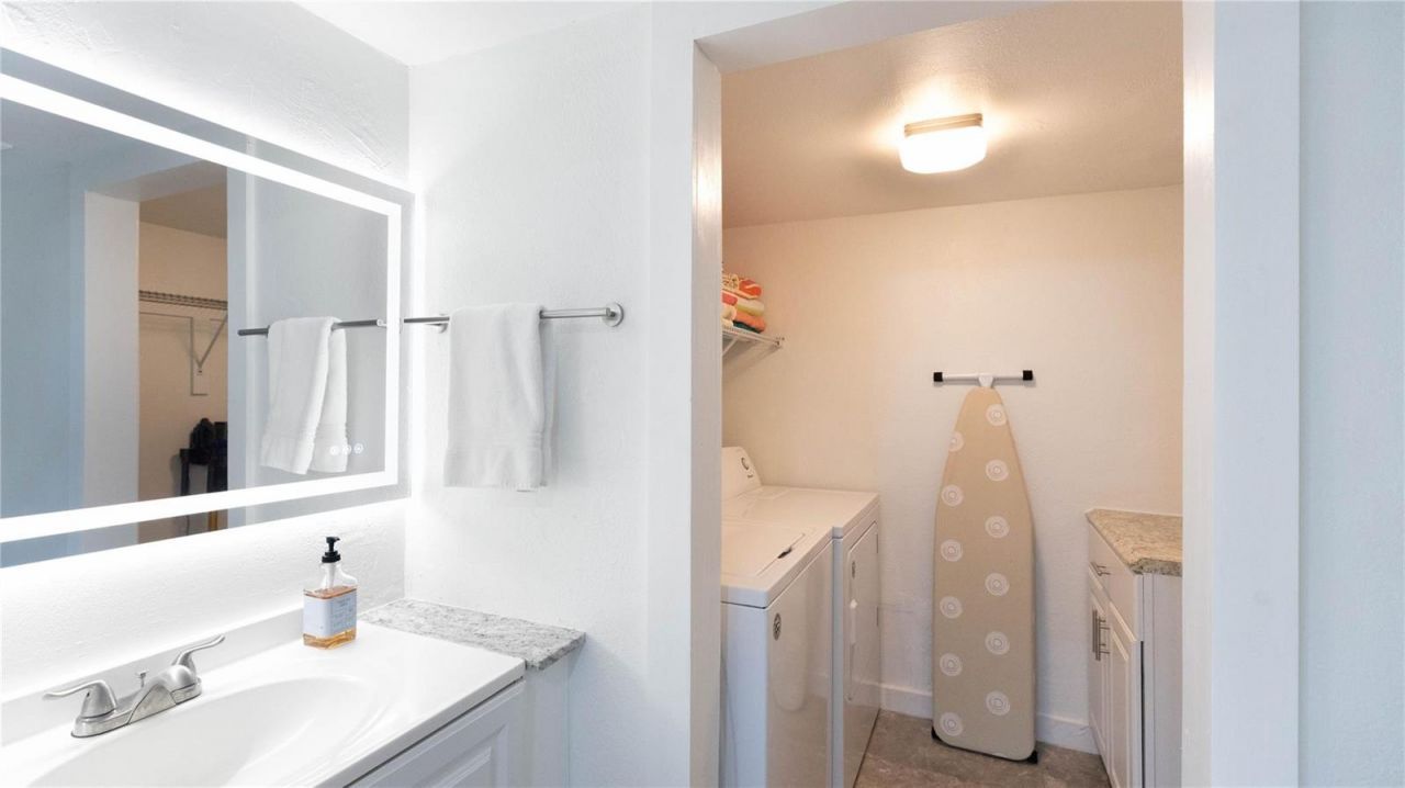 8204 SW 23rd Street , Unit D, North Lauderdale, FL 33068 Photo