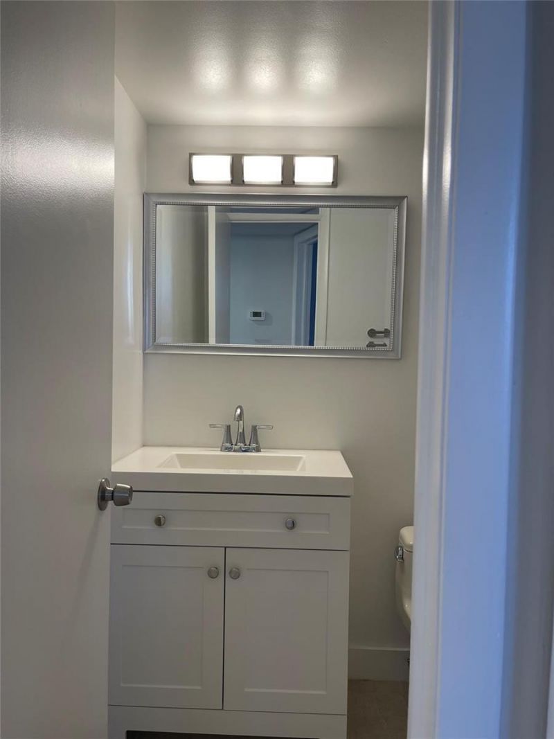 5890 NW 64th Avenue , Unit 103, Fort Lauderdale, FL 33319 Photo