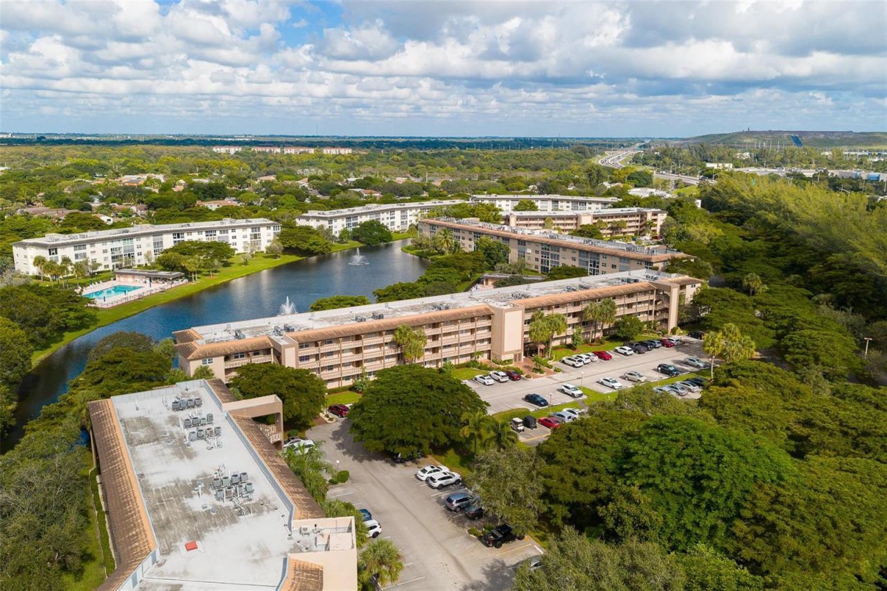 1703 Andros Isle , Unit G4, Coconut Creek, FL 33066 Photo