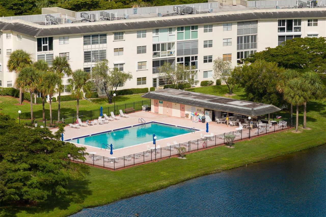 1703 Andros Isle , Unit G4, Coconut Creek, FL 33066 Photo