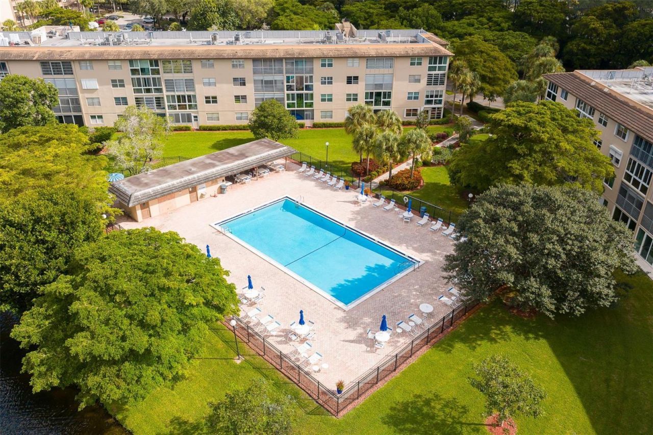 1703 Andros Isle , Unit G4, Coconut Creek, FL 33066 Photo