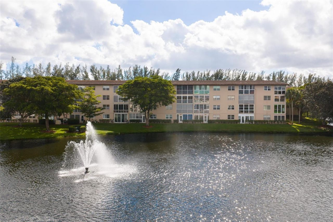 1703 Andros Isle , Unit G4, Coconut Creek, FL 33066 Photo