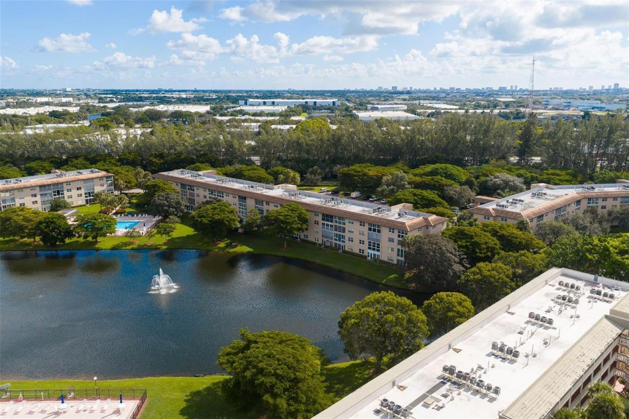 1703 Andros Isle , Unit G4, Coconut Creek, FL 33066 Photo