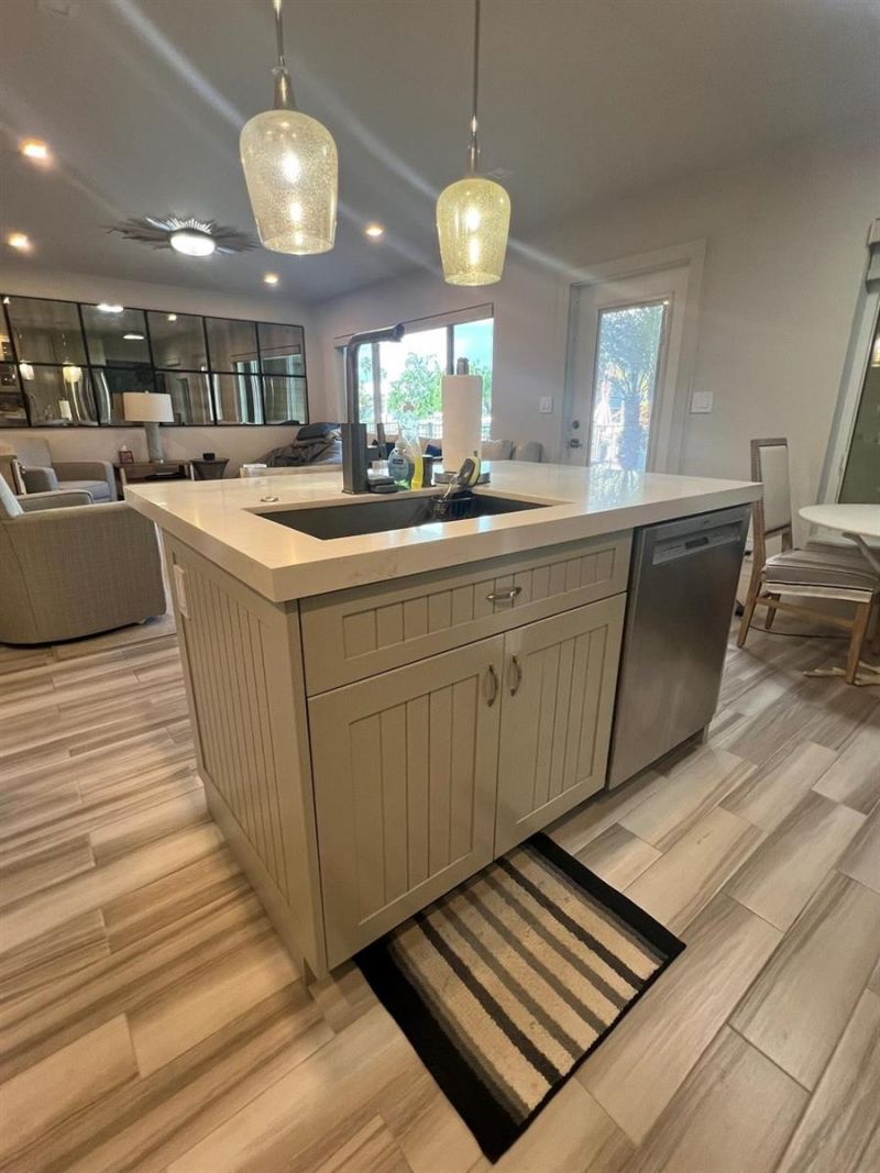 2811 NE 51st Street , Unit 6, Fort Lauderdale, FL 33308 Photo