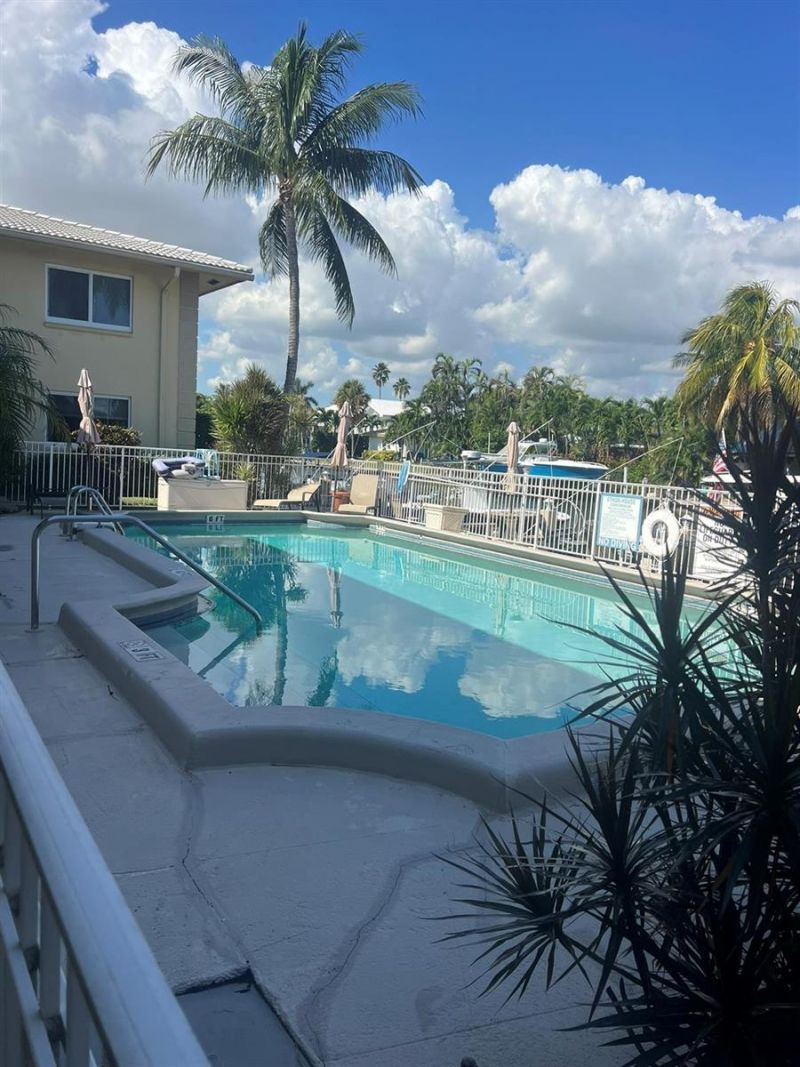 2811 NE 51st Street , Unit 6, Fort Lauderdale, FL 33308 Photo