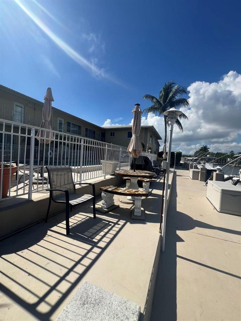 2811 NE 51st Street , Unit 6, Fort Lauderdale, FL 33308 Photo
