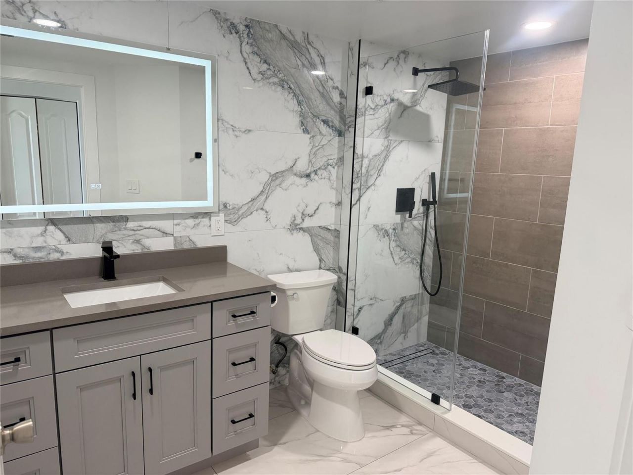 100 N Federal Highway , Unit 1226, Fort Lauderdale, FL 33301 Photo