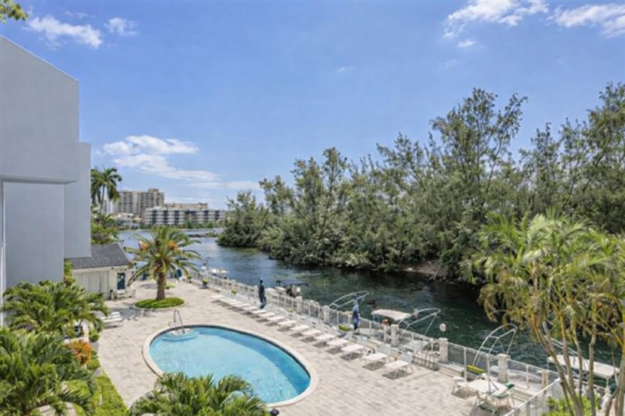 2850 NE 14th Street Causeway , Unit 107, Pompano Beach, FL 33062 Photo