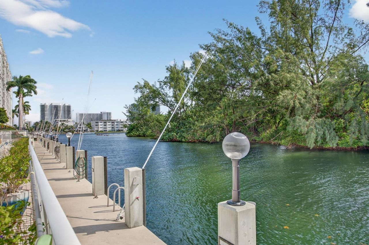 2850 NE 14th Street Causeway , Unit 107, Pompano Beach, FL 33062 Photo