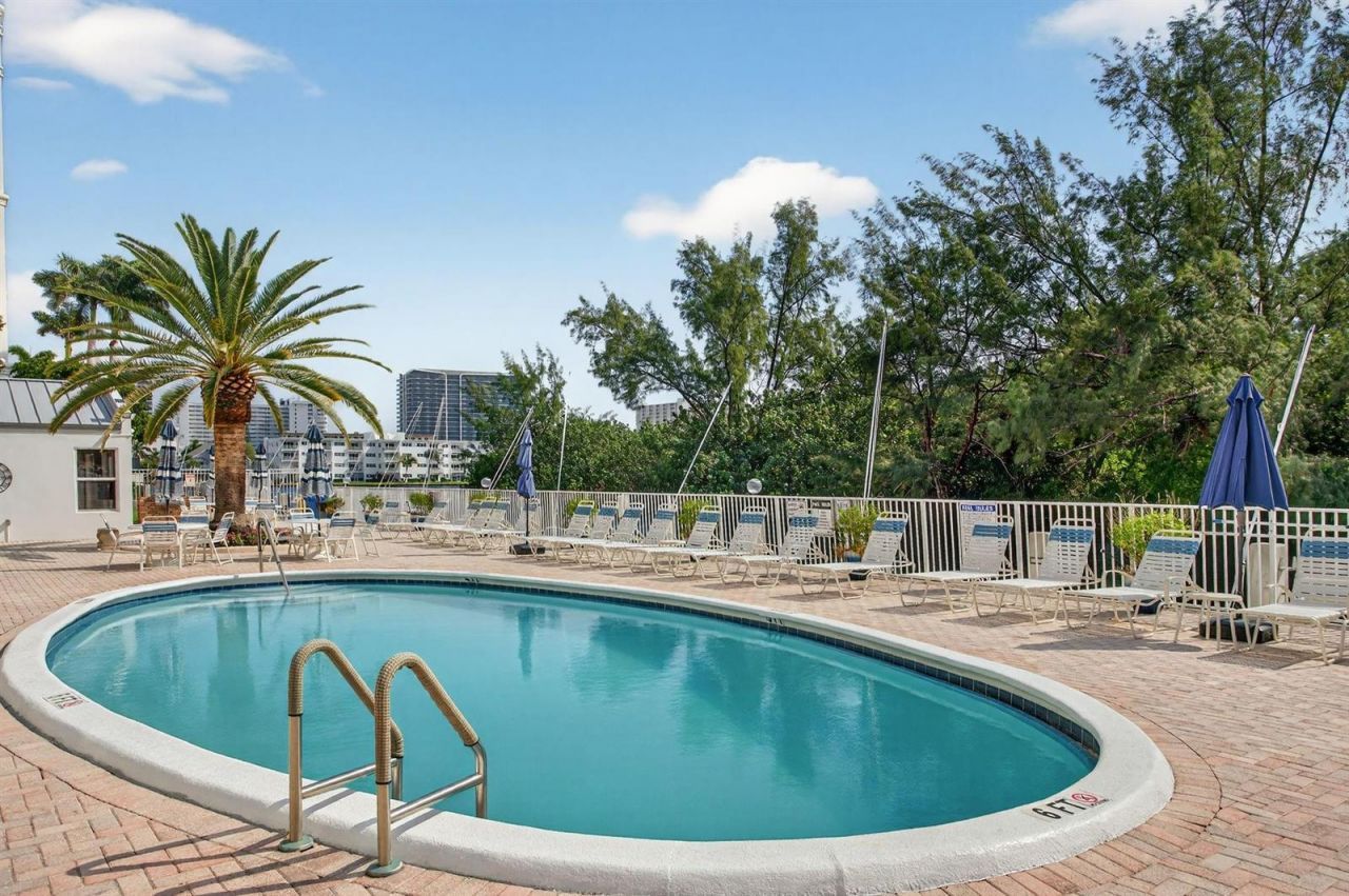 2850 NE 14th Street Causeway , Unit 107, Pompano Beach, FL 33062 Photo