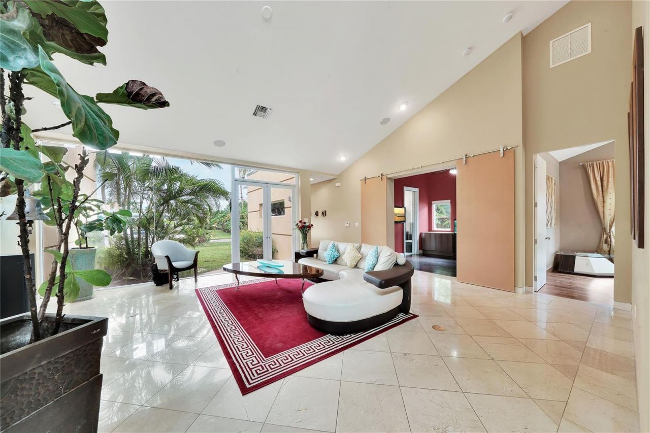 2631 Okeechobee Lane , Fort Lauderdale, FL 33312 Photo