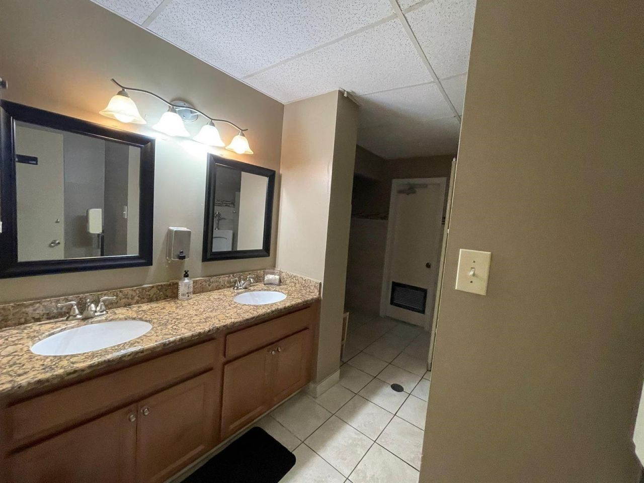 250 NE 20th Street , Unit 210, Boca Raton, FL 33431 Photo