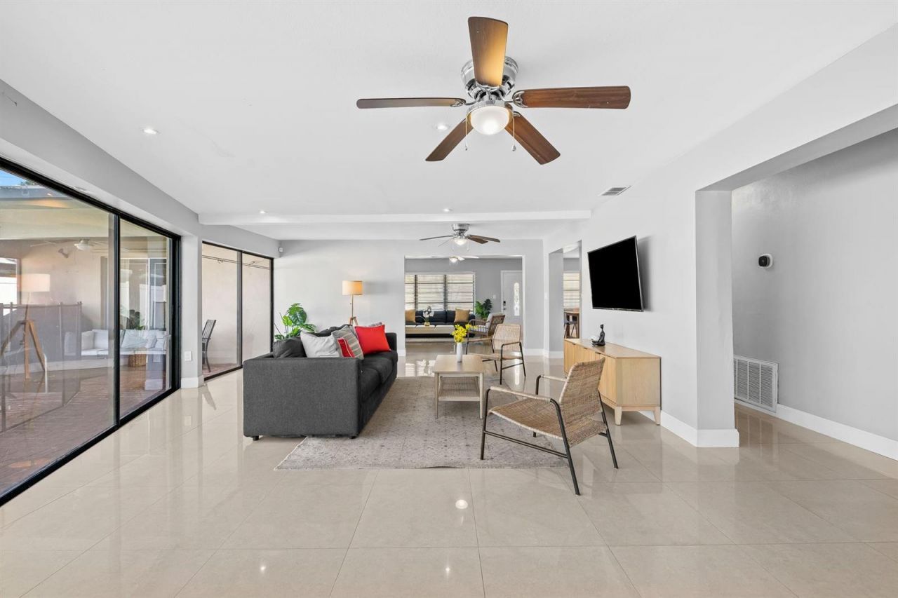 1601 NE 63rd Street , Fort Lauderdale, FL 33334 Photo
