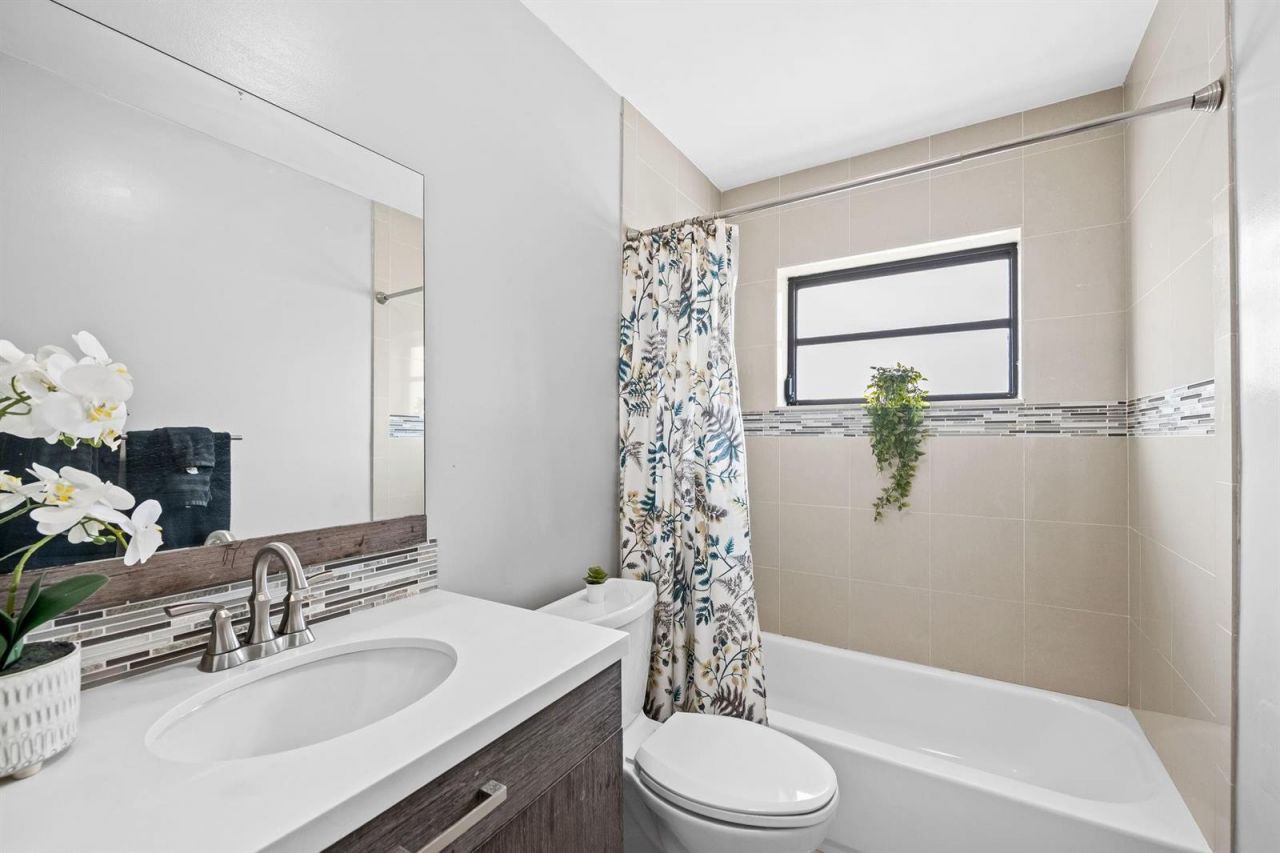 1601 NE 63rd Street , Fort Lauderdale, FL 33334 Photo