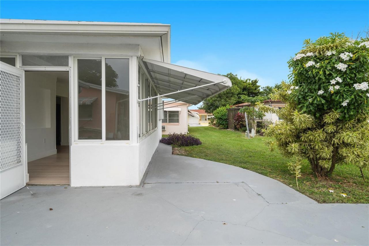 4510 NW 49th Drive , Tamarac, FL 33319 Photo