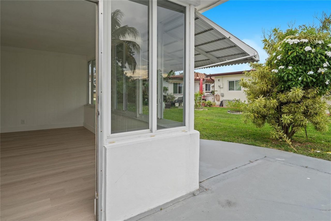 4510 NW 49th Drive , Tamarac, FL 33319 Photo
