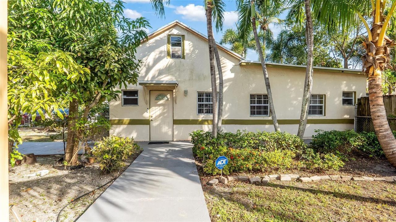 117 SW 1st Avenue , Hallandale Beach, FL 33009 Photo