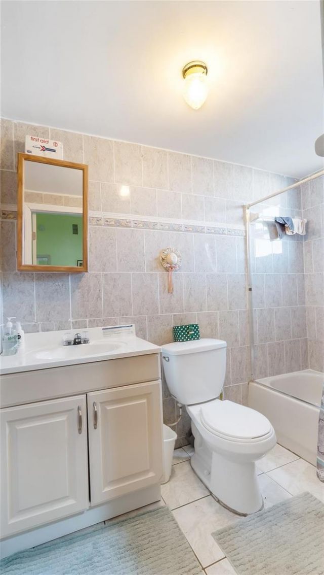 117 SW 1st Avenue , Hallandale Beach, FL 33009 Photo