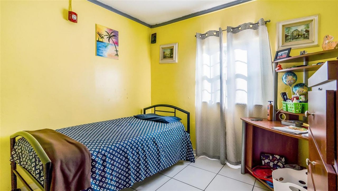 117 SW 1st Avenue , Hallandale Beach, FL 33009 Photo