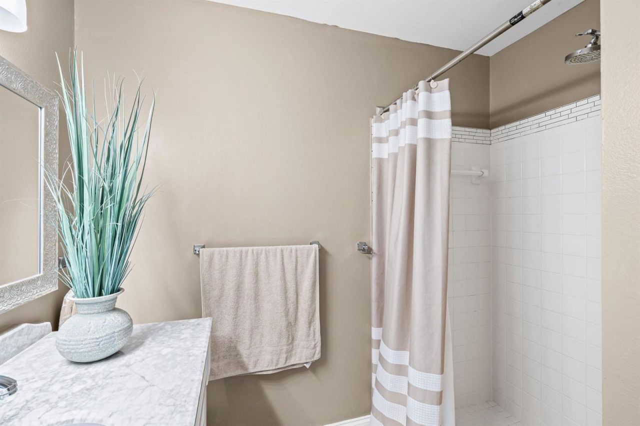 747 NW 30th Avenue , Unit D, Delray Beach, FL 33445 Photo