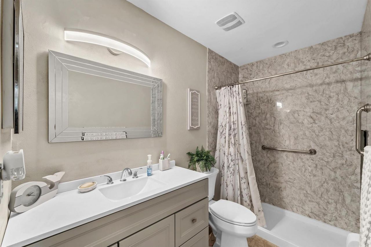 747 NW 30th Avenue , Unit D, Delray Beach, FL 33445 Photo