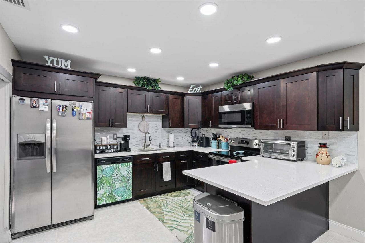 747 NW 30th Avenue , Unit D, Delray Beach, FL 33445 Photo
