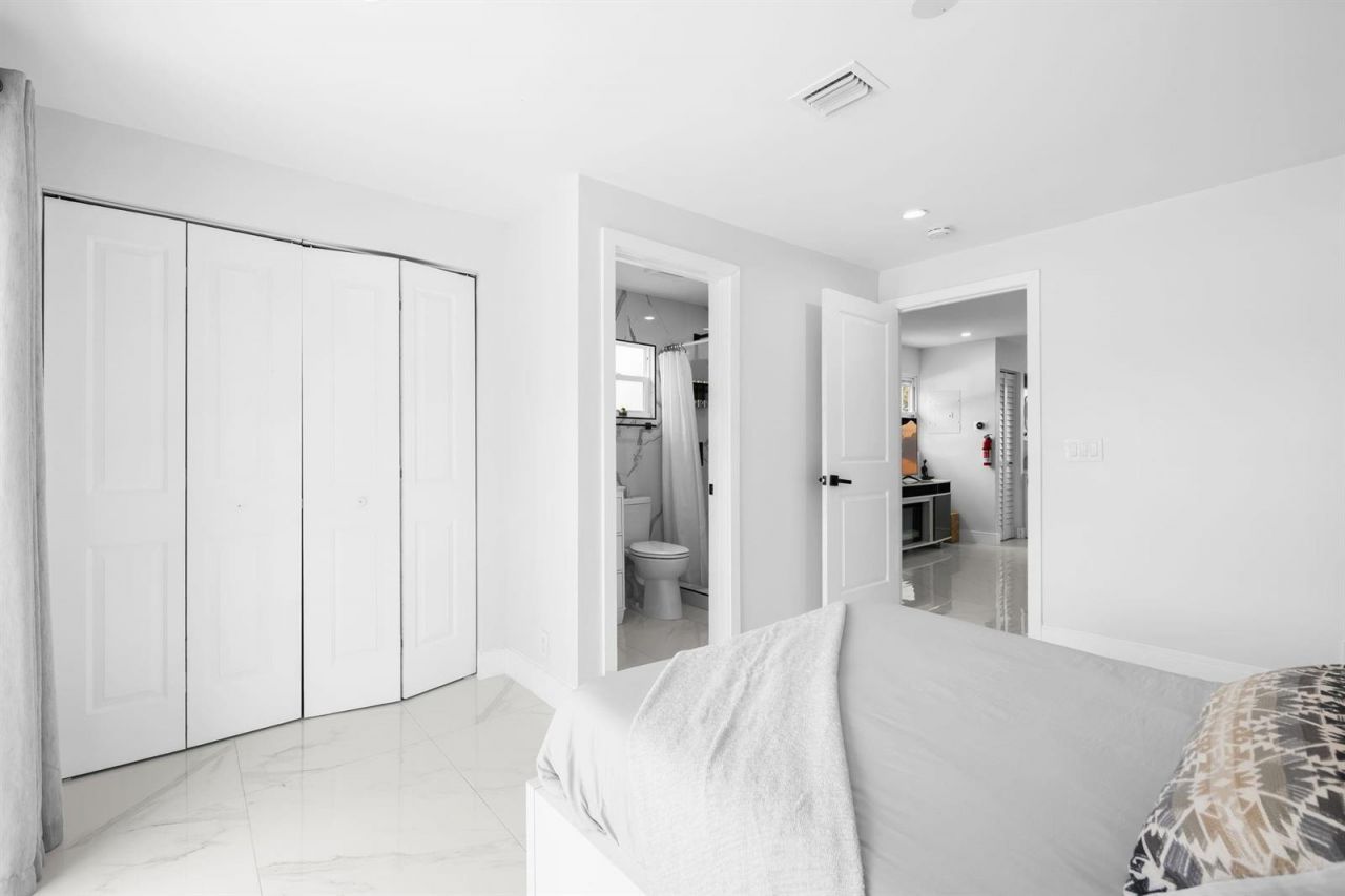 865 NE 23rd Terrace , Pompano Beach, FL 33062 Photo