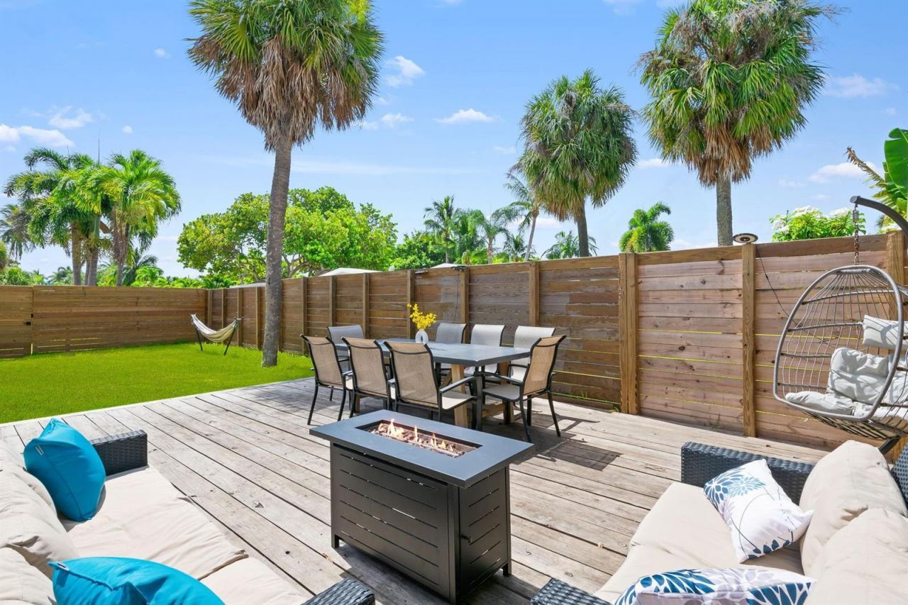 865 NE 23rd Terrace , Pompano Beach, FL 33062 Photo