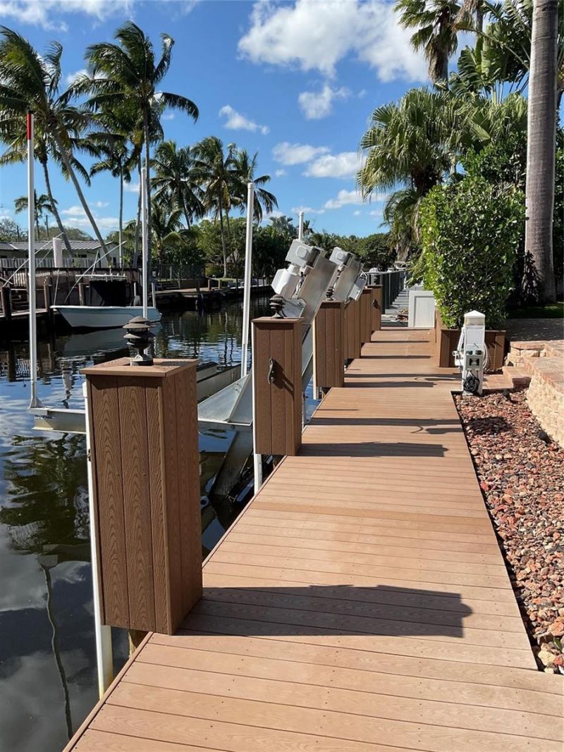 1700 SW 5th Court , Fort Lauderdale, FL 33312 Photo