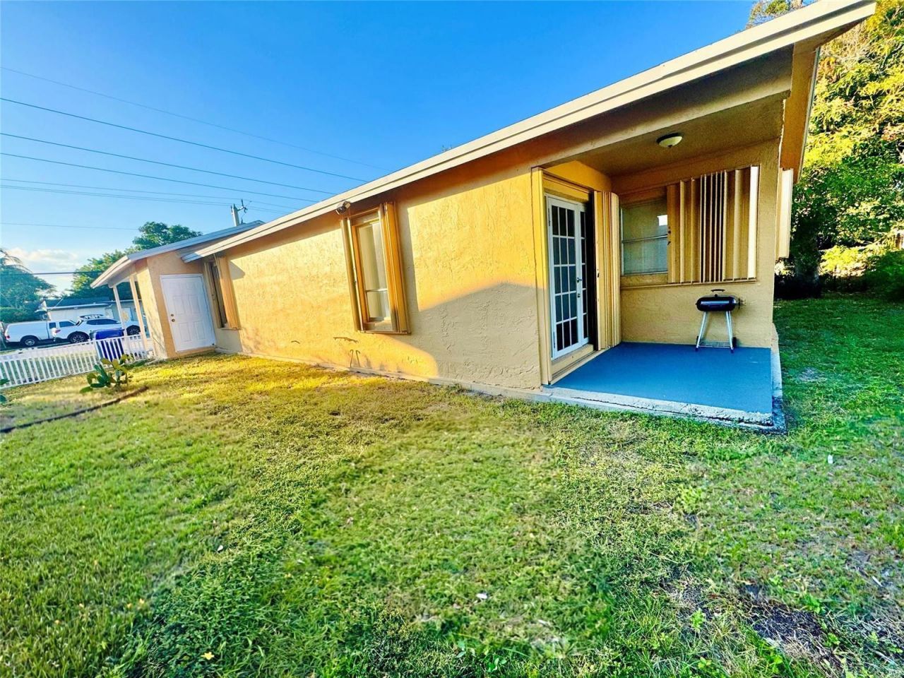 704 NW 3rd Avenue , Pompano Beach, FL 33060 Photo