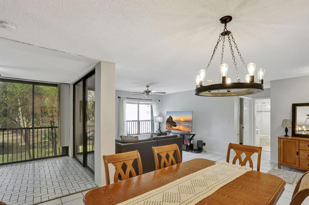 2748 S Carambola Circle , Unit 1923, Coconut Creek, FL 33066 Photo