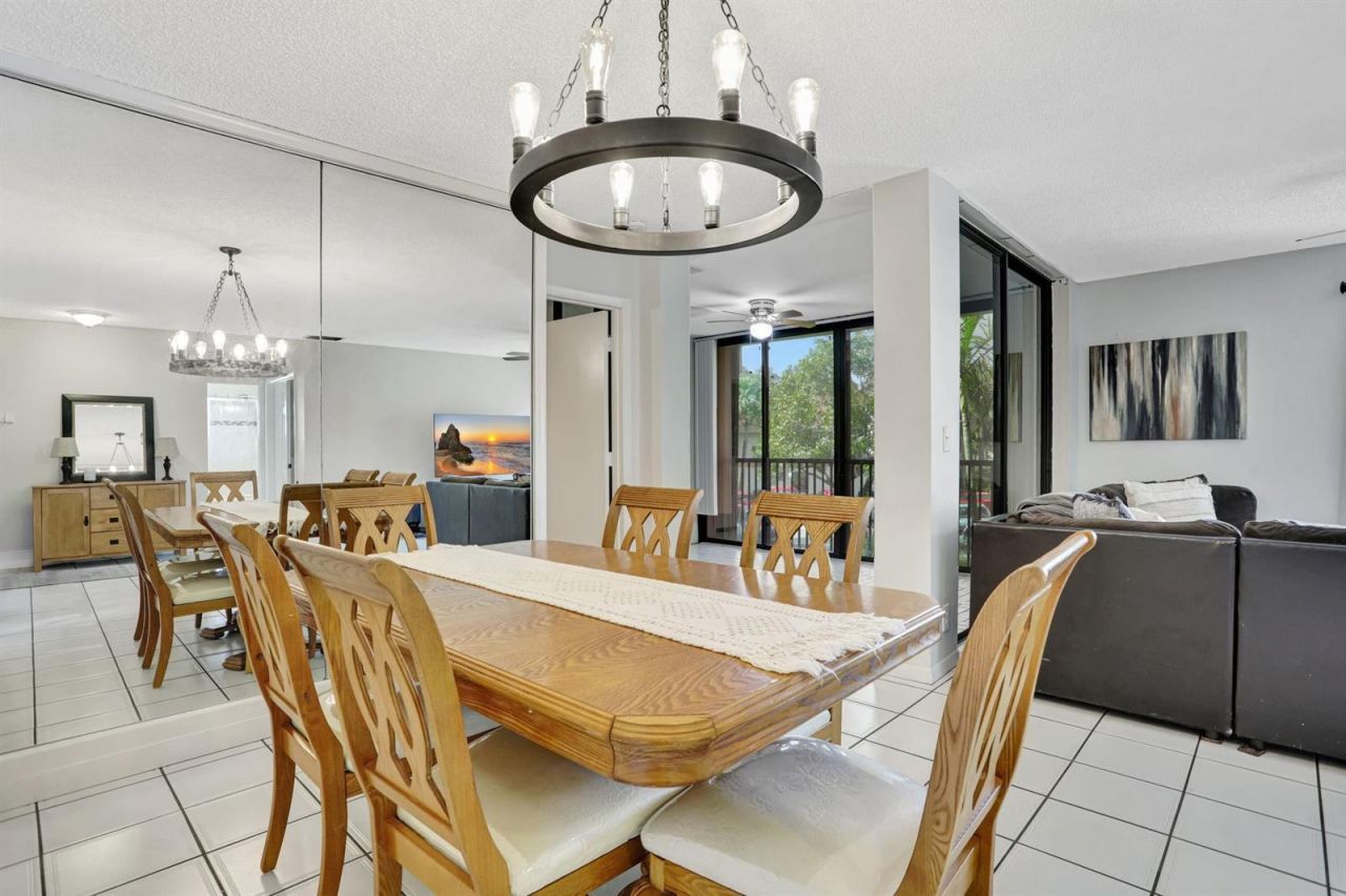 2748 S Carambola Circle , Unit 1923, Coconut Creek, FL 33066 Photo