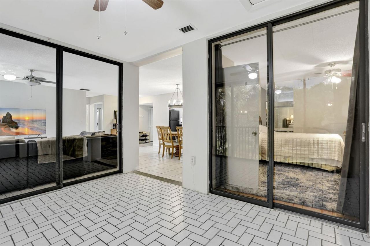 2748 S Carambola Circle , Unit 1923, Coconut Creek, FL 33066 Photo
