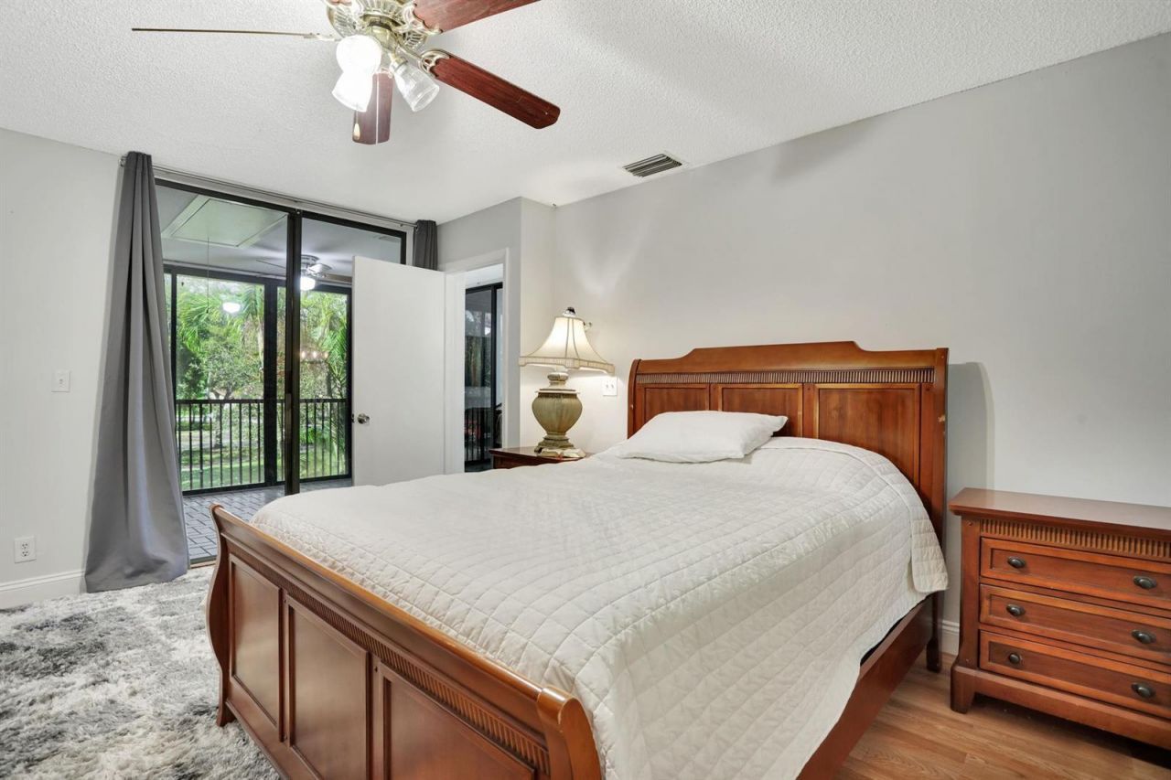 2748 S Carambola Circle , Unit 1923, Coconut Creek, FL 33066 Photo