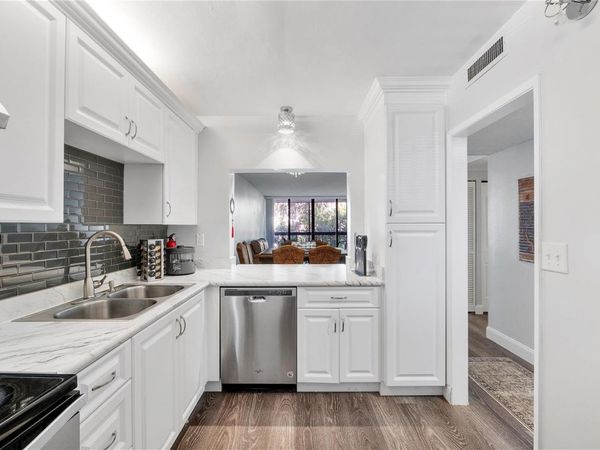8437 Forest Hills Drive , Unit 203, Coral Springs, FL 33065