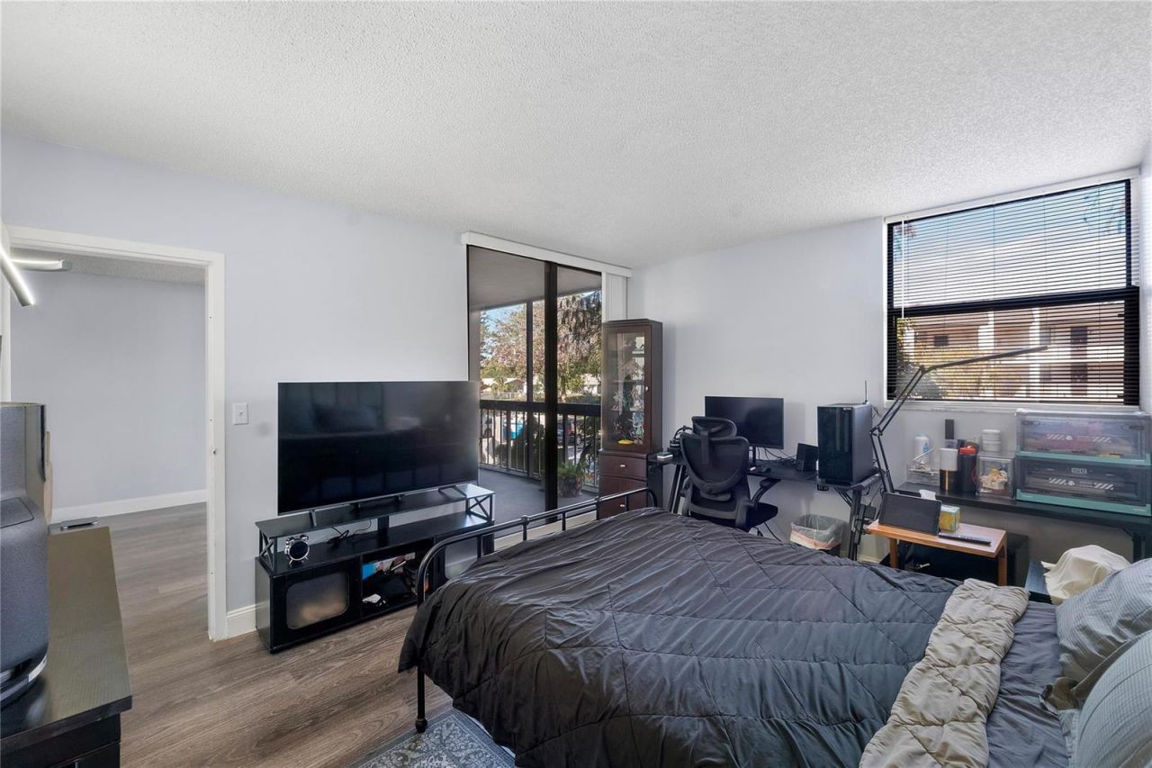 8437 Forest Hills Drive , Unit 203, Coral Springs, FL 33065 Photo