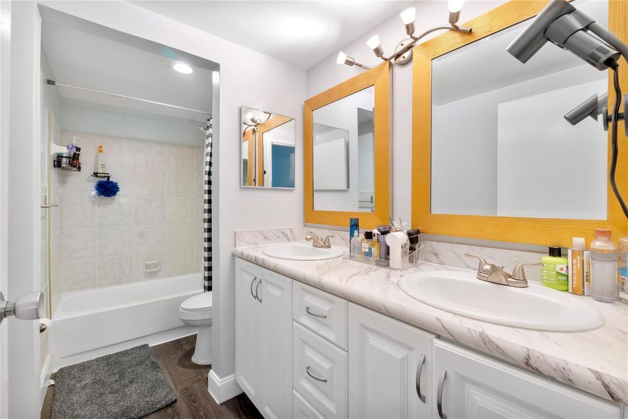 8437 Forest Hills Drive , Unit 203, Coral Springs, FL 33065 Photo