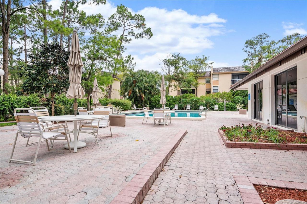 8437 Forest Hills Drive , Unit 203, Coral Springs, FL 33065 Photo