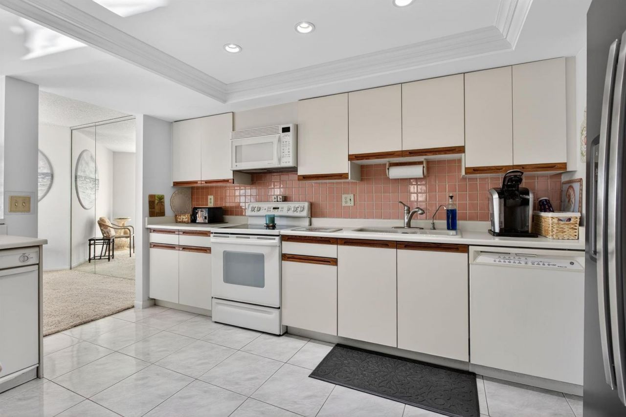 501 N Riverside Drive , Unit 301, Pompano Beach, FL 33062 Photo