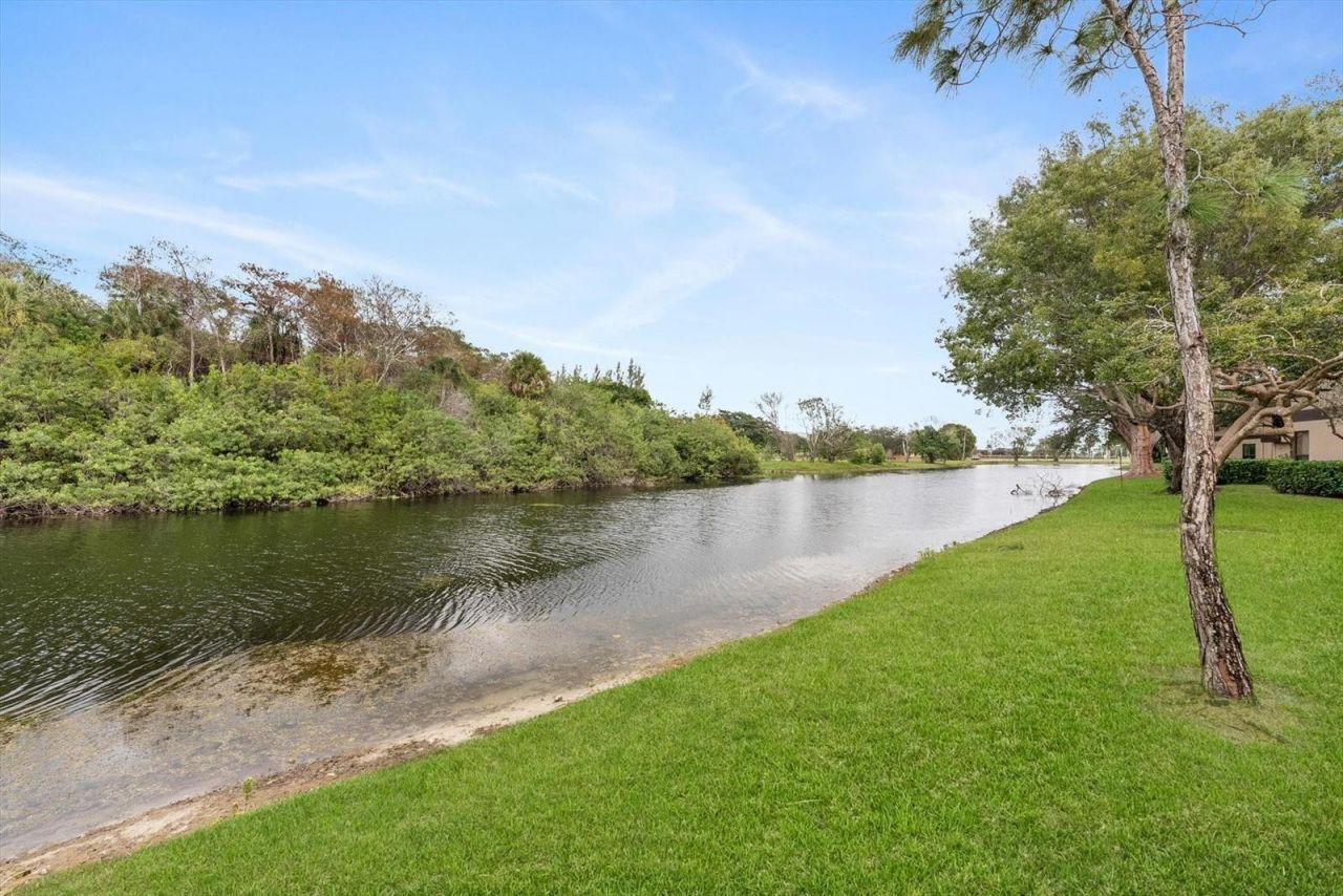 2684 N Carambola Circle , Unit 1768, Pompano Beach, FL 33066 Photo