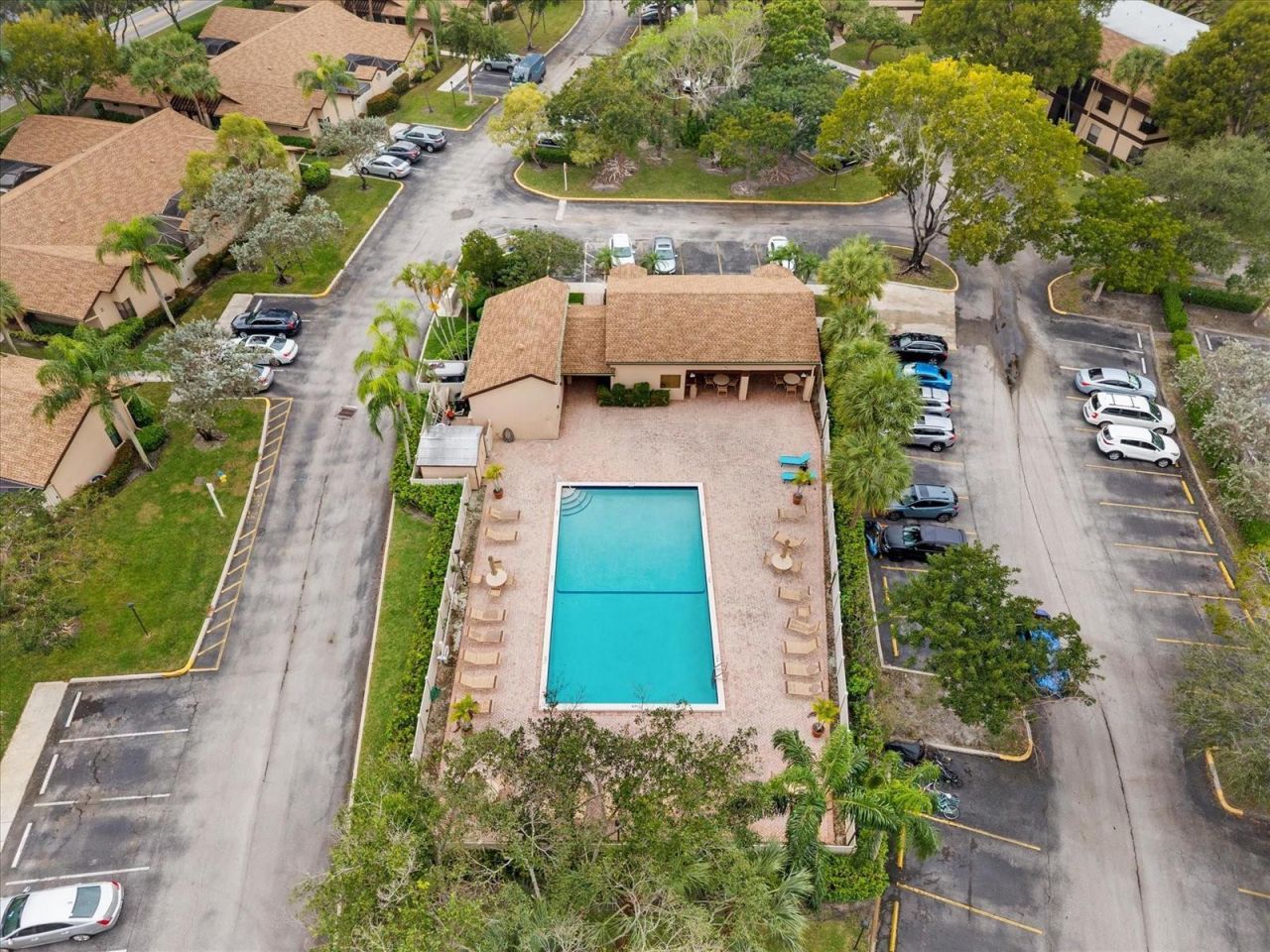 2684 N Carambola Circle , Unit 1768, Pompano Beach, FL 33066 Photo